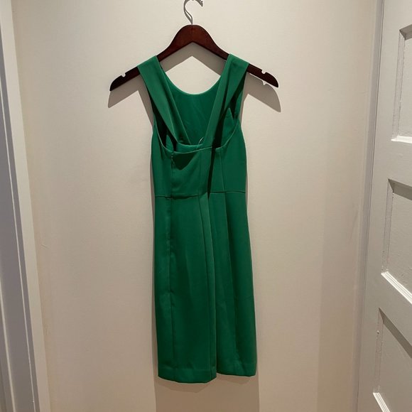 NWOT Ann Taylor Emerald Green Knee Length Criss-Cross Back Sheath Dress 0P - Picture 5 of 5